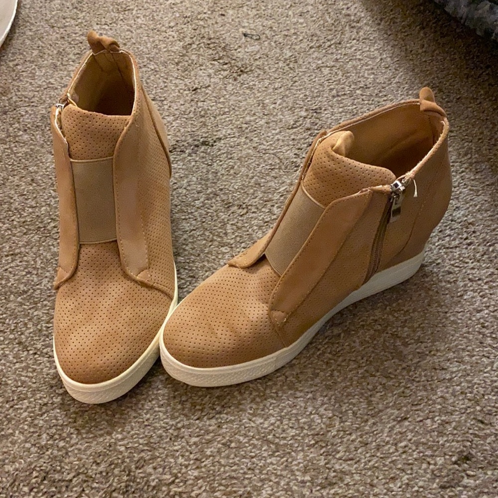 Shoes with wedge heel